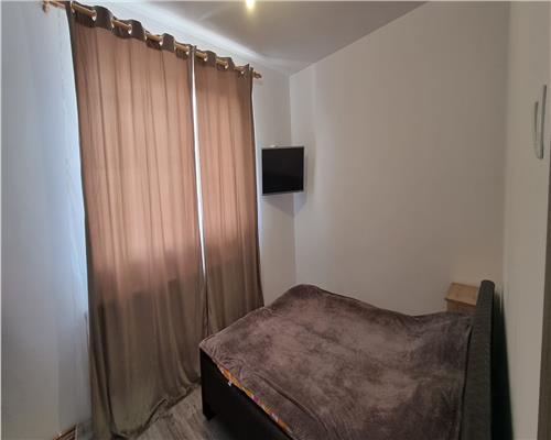 Apartament 3 camere supefinisat zona Cetate