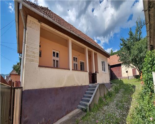 Casa de vanzare in comuna Ighiu cu teren de 2084 mp