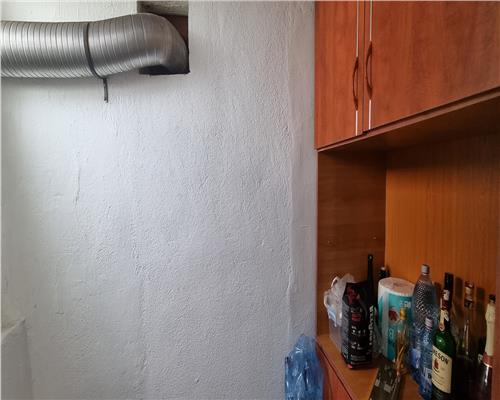 Apartament 3 camere de inchiriat zona Centru etaj intermediar