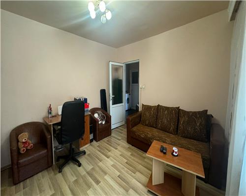 Apartament de vanzare zona Carolina Mall