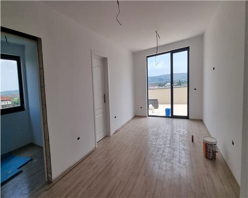 Apartament penthouse cu 3 camere si terasa de 40mp